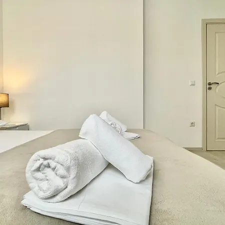 Millennium 2 - Private - Bsr アパート